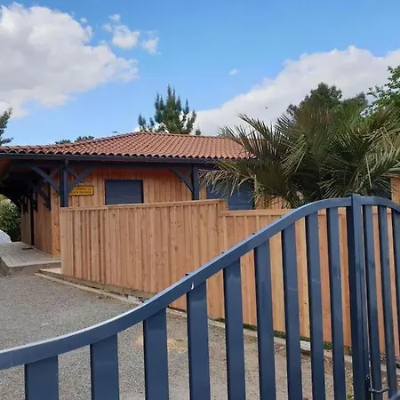 Bois Esprit Bassin Villa *